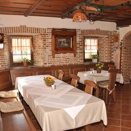 ベッド＆ブレックファースト プルスネット ベッド・アンド・ブレックファスト